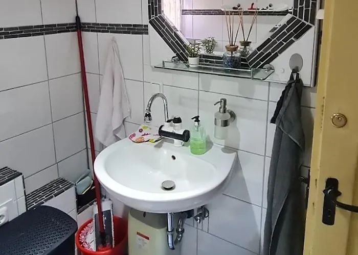 Monteurzimmer Apartment *